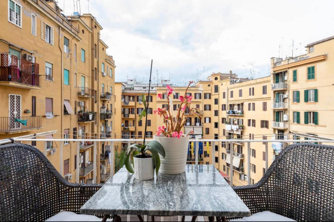 Roma Private Rooms Zewnętrze zdjęcie